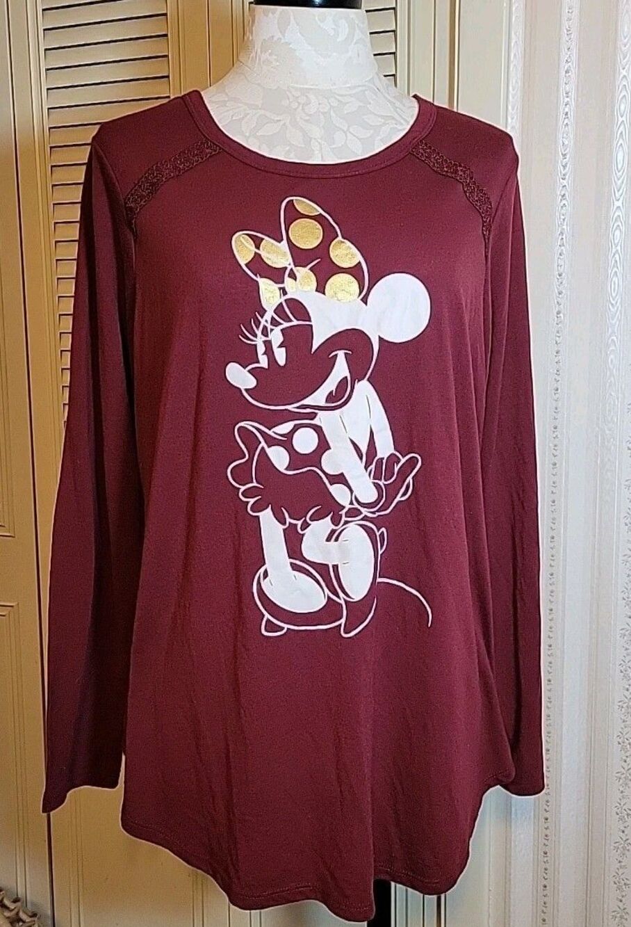 Disney Minnie Mouse Shirt Wm Junior Size XXXL (23) Long Sleeve Shirt ((Wm L/XL))